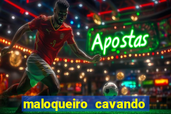 maloqueiro cavando cova censurado