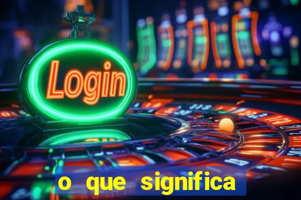 o que significa quando a luz acende sozinha