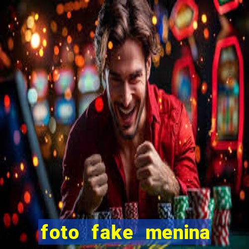foto fake menina cabelo cacheado